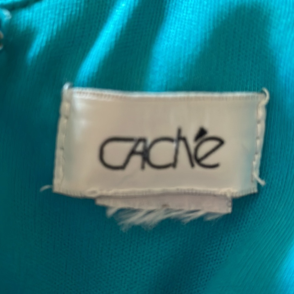 Cache Dress - Picture 4 of 5